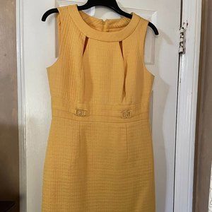 Tahari Size 6 Yellow Dress